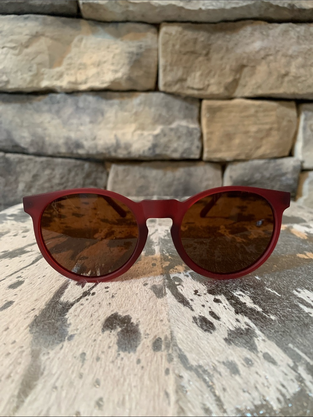 Women's Matte Burgundy Round Sunglasses with Brown Lenses